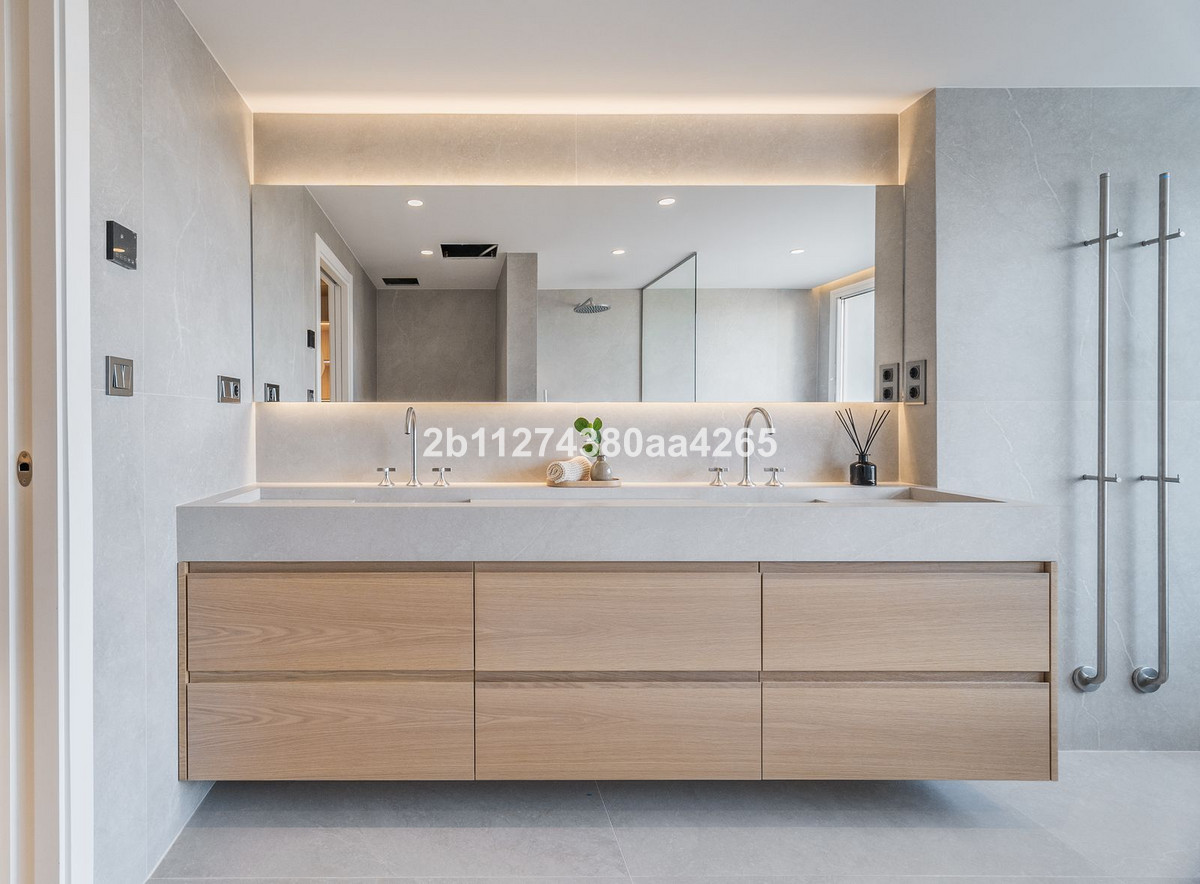 3 Bed Apartment for sale in Marbella Costa Del Sol, Málaga, Spain