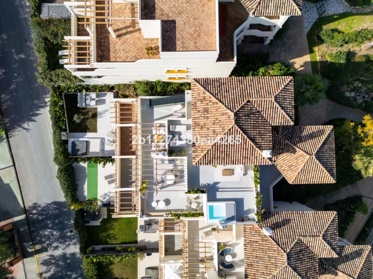 3 Bed Apartment for sale in Marbella Costa Del Sol, Málaga, Spain