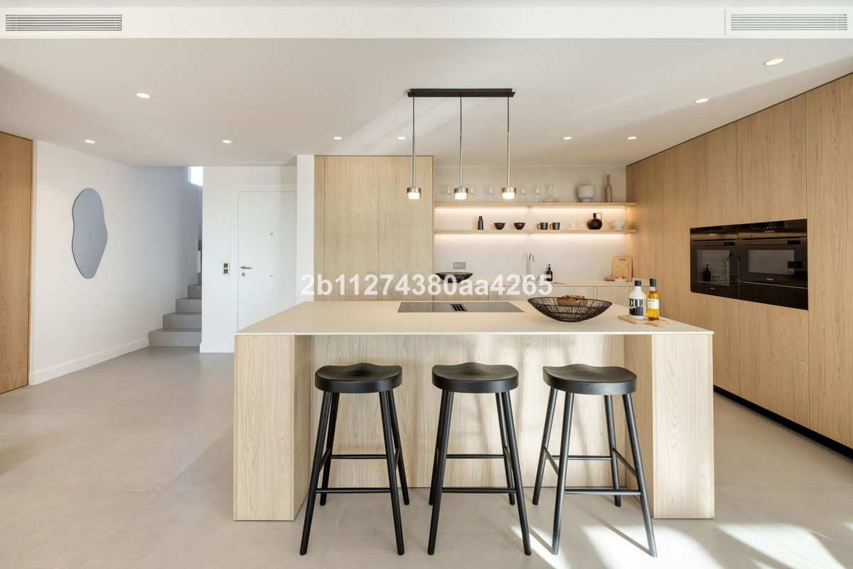 3 Bed Apartment for sale in Marbella Costa Del Sol, Málaga, Spain