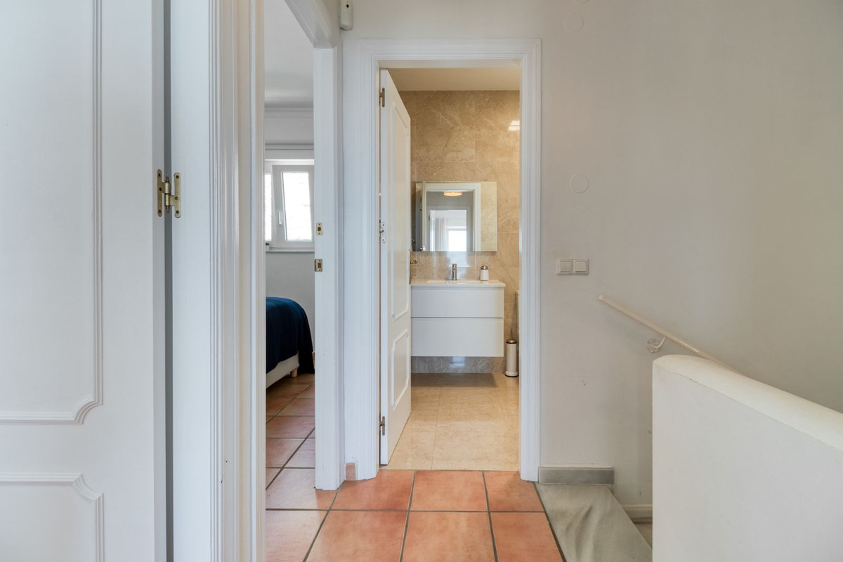 Se vende Pareada de 3 dormitorios en Costa Del Sol, Málaga, España