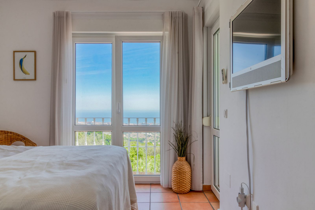 Se vende Pareada de 3 dormitorios en Costa Del Sol, Málaga, España