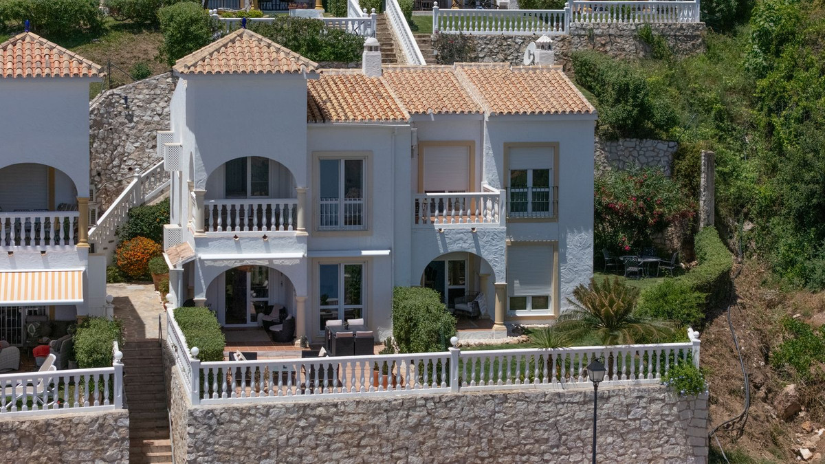 Se vende Pareada de 3 dormitorios en Costa Del Sol, Málaga, España