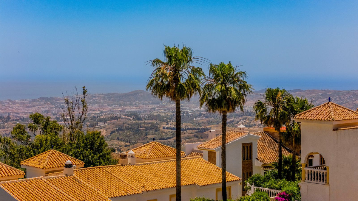 Se vende Pareada de 3 dormitorios en Costa Del Sol, Málaga, España