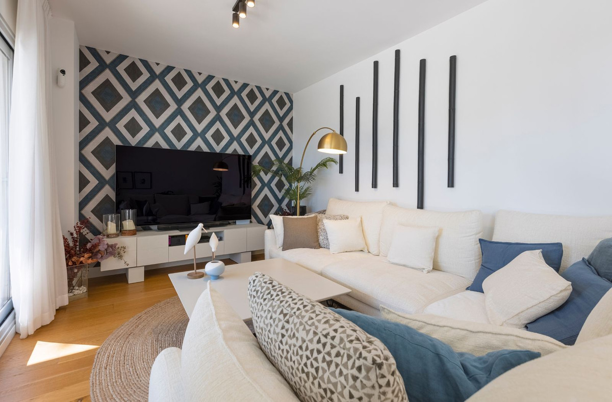 3 Bed Apartment for sale in Mijas Costa Costa Del Sol, Málaga, Spain