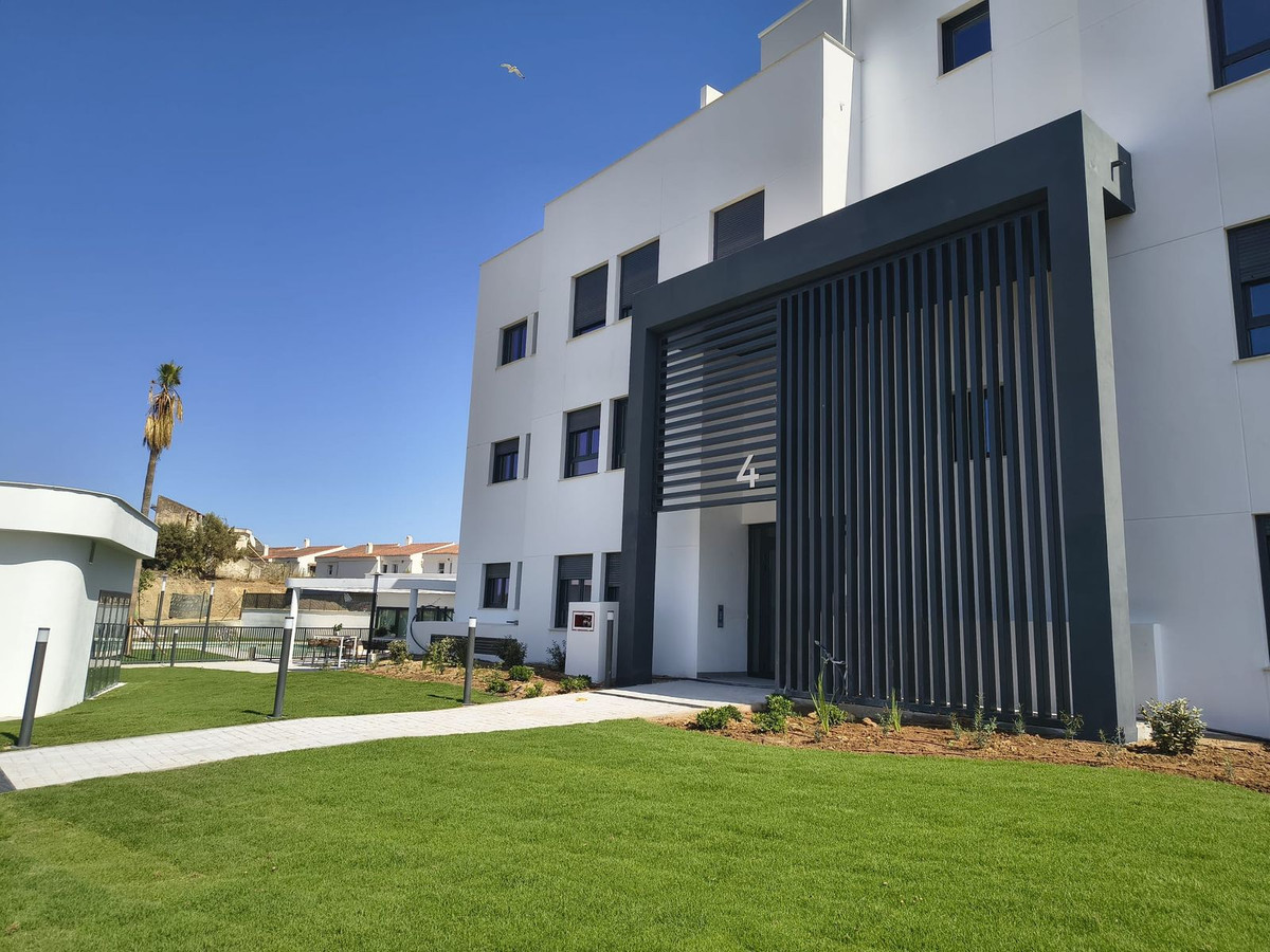 3 Bed Apartment for sale in El Faro Costa Del Sol, Málaga, Spain