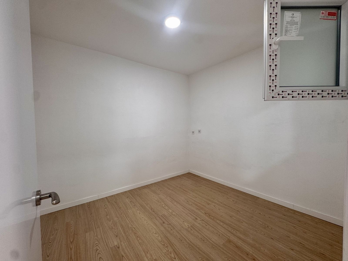Se vende Apartamento en Planta Última de 4 dormitorios en Costa Del Sol, Málaga, España