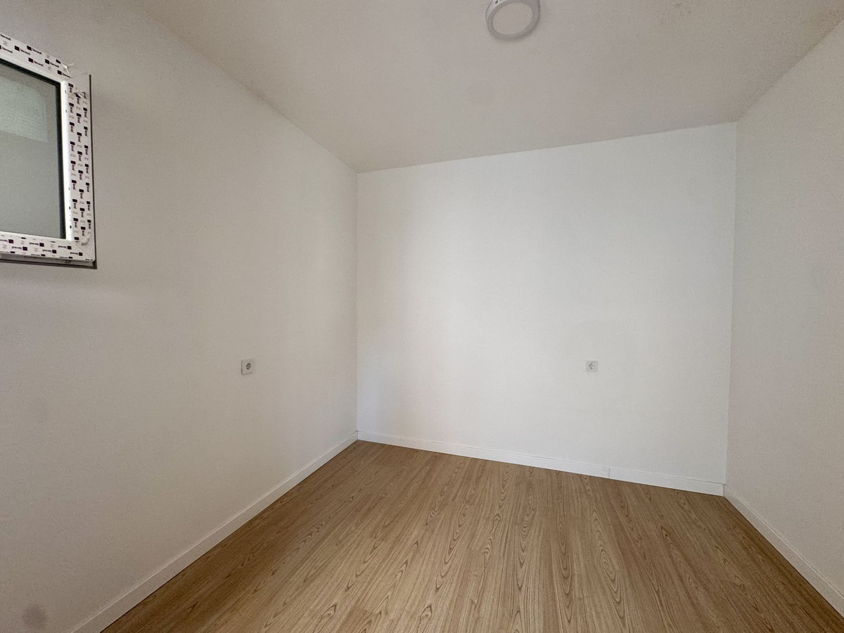 Se vende Apartamento en Planta Última de 4 dormitorios en Costa Del Sol, Málaga, España