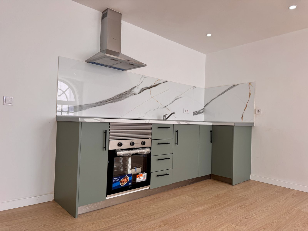Se vende Apartamento en Planta Última de 4 dormitorios en Costa Del Sol, Málaga, España