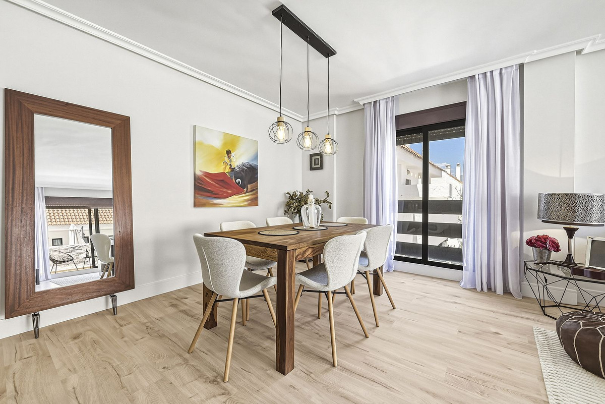 3 Bed Apartment for sale in Nueva Andalucía Costa Del Sol, Málaga, Spain
