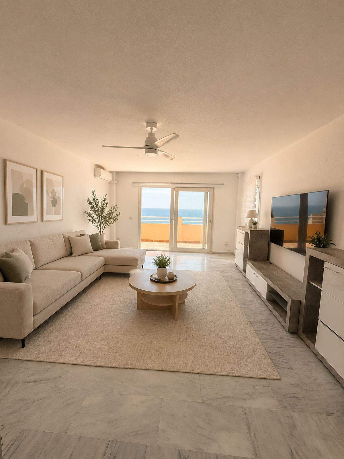 Se vende Apartamento en Planta Última de 3 dormitorios en Costa Del Sol, Málaga, España