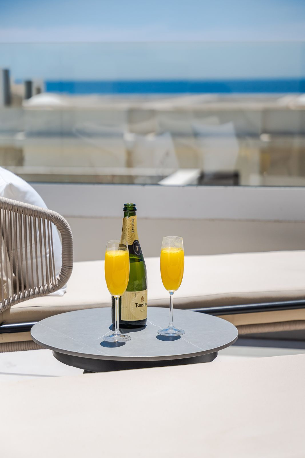 3 Bed Apartment for sale in Estepona Costa Del Sol, Málaga, Spain
