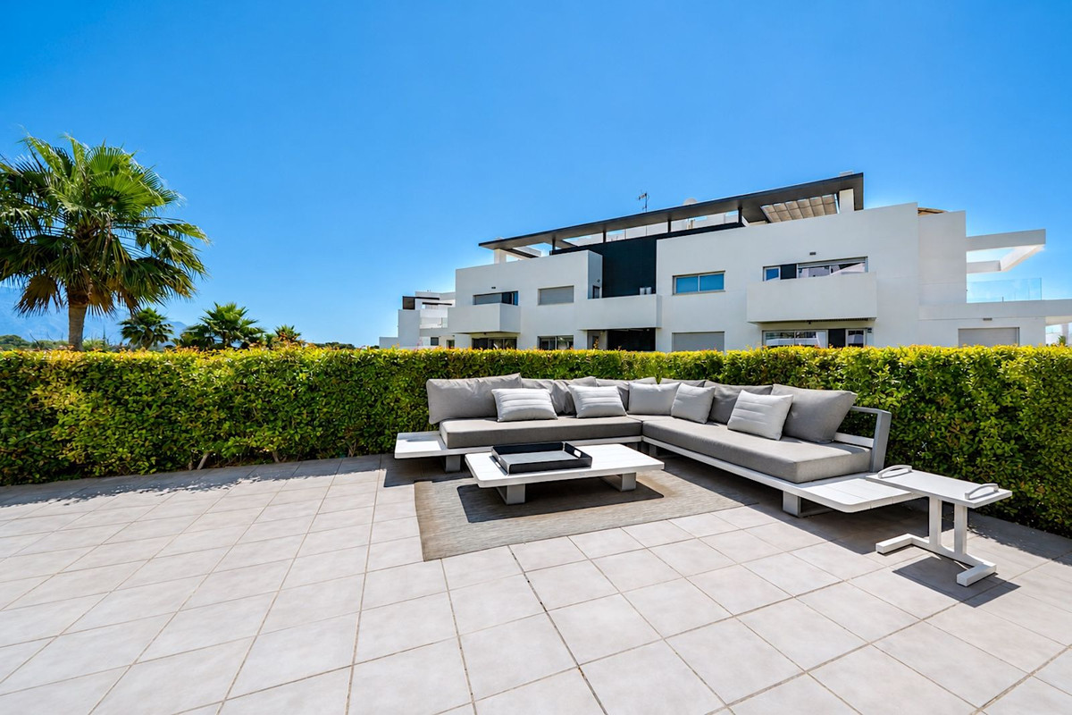 3 Bed Apartment for sale in Atalaya Costa Del Sol, Málaga, Spain