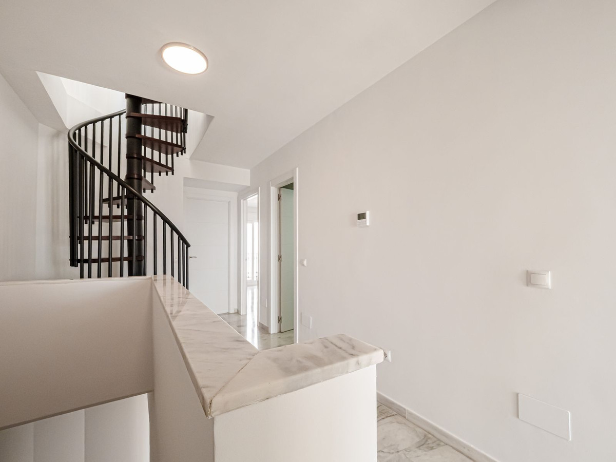 Se vende Adosada de 4 dormitorios en Costa Del Sol, Málaga, España
