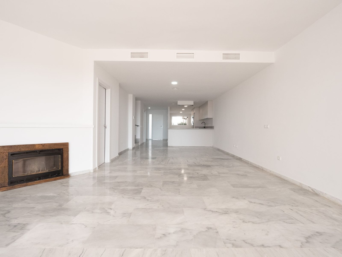 Se vende Adosada de 4 dormitorios en Costa Del Sol, Málaga, España