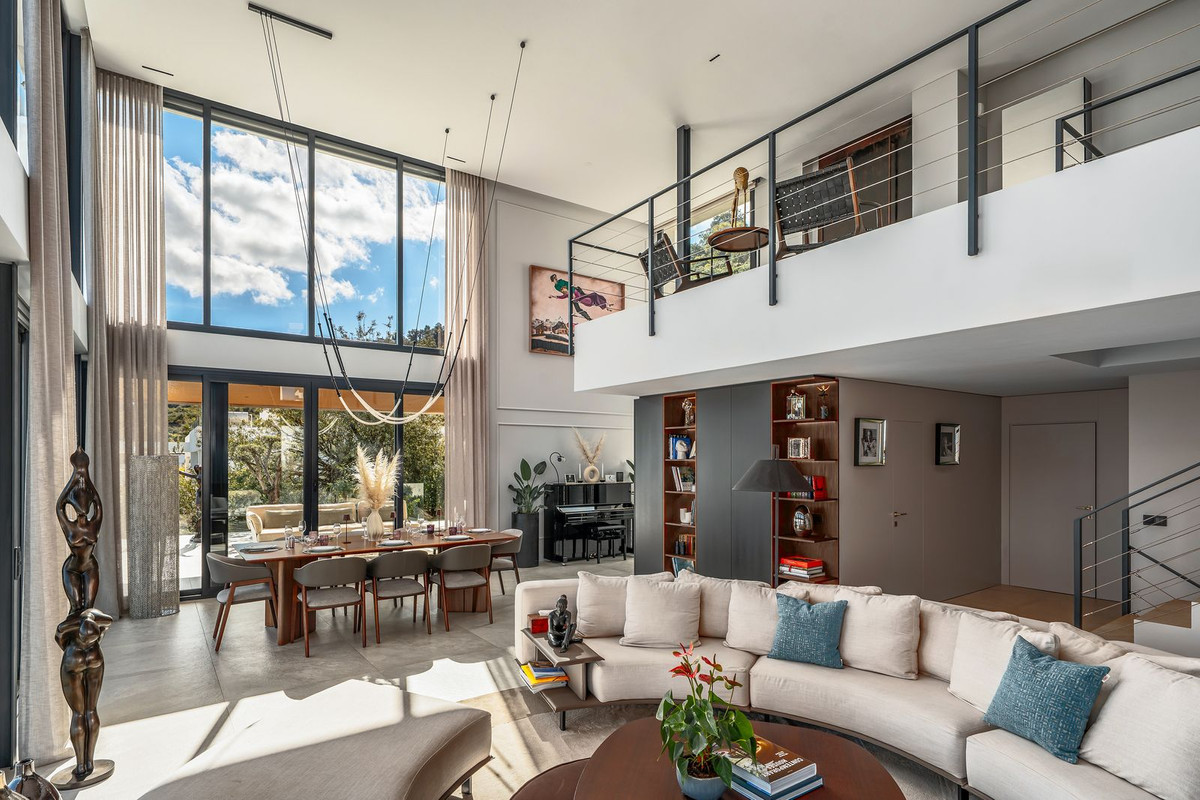 6 Bed Townhouse for sale in La Mairena Costa Del Sol, Málaga, Spain