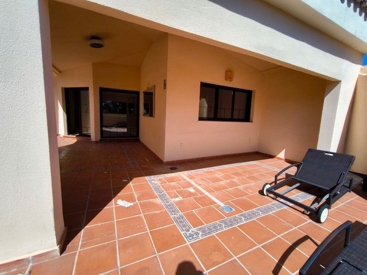3 Bed Apartment for sale in Puerto Banús Costa Del Sol, Málaga, Spain