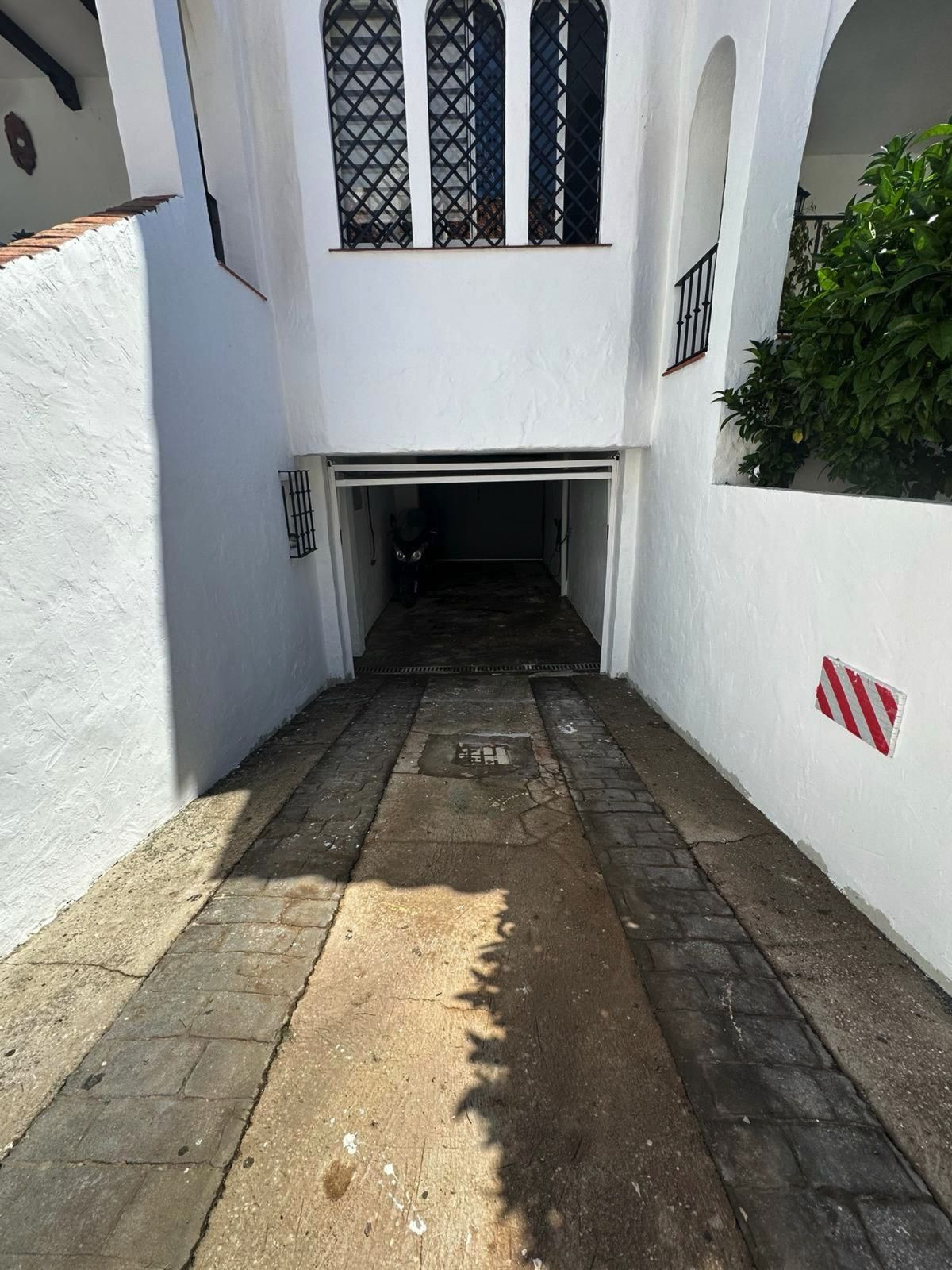 4 Bed Townhouse for sale in Estepona Costa Del Sol, Málaga, Spain
