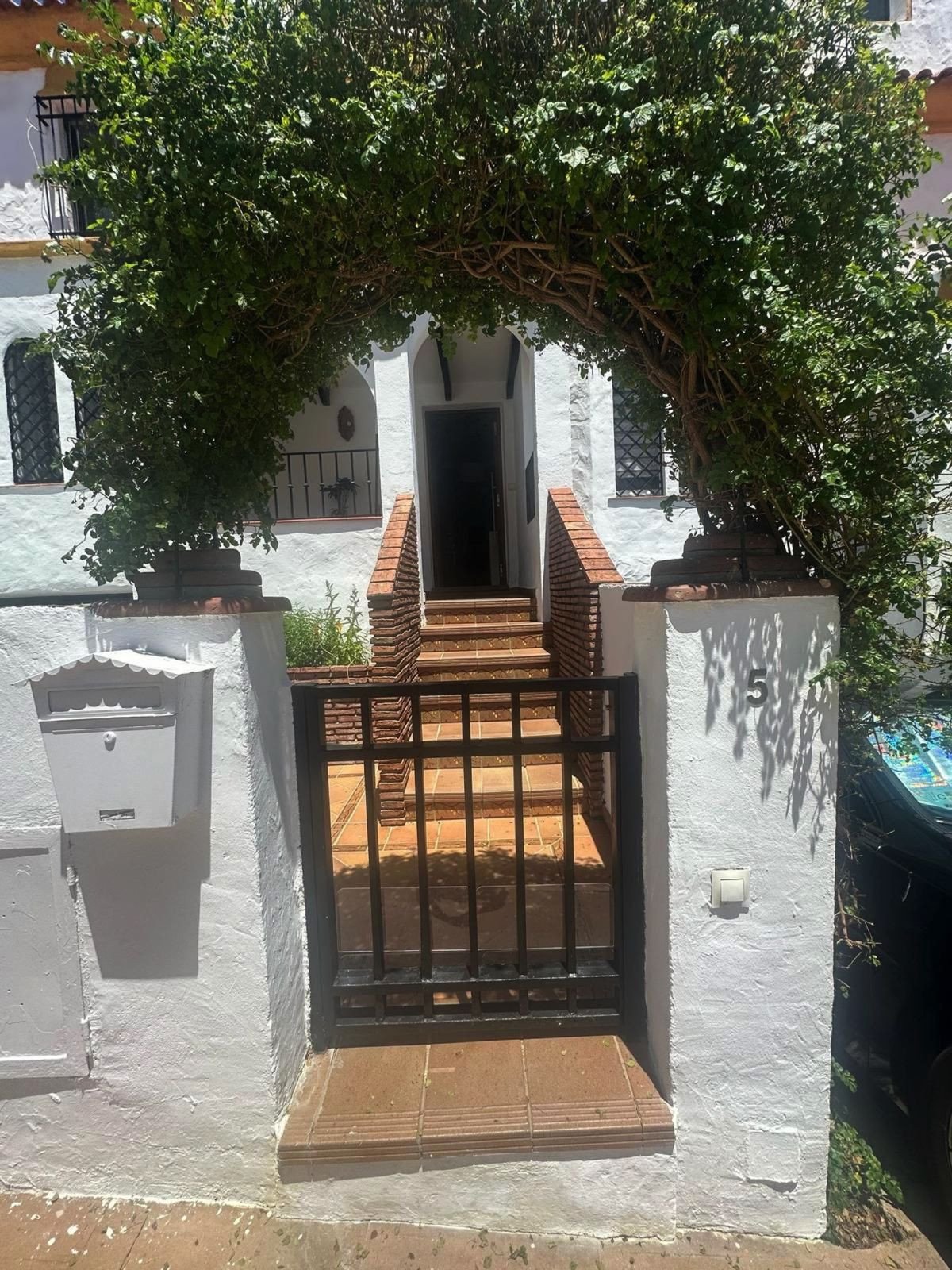 4 Bed Townhouse for sale in Estepona Costa Del Sol, Málaga, Spain
