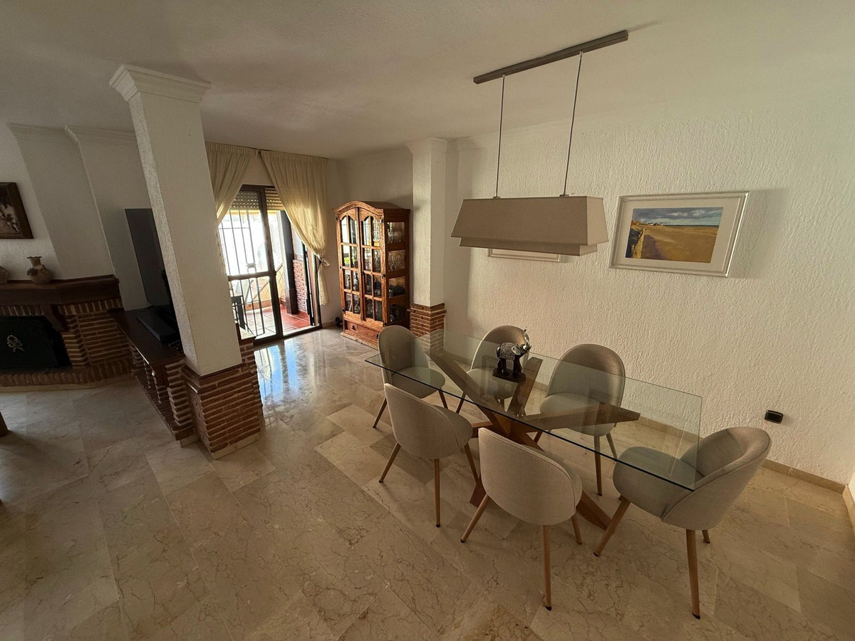 4 Bed Townhouse for sale in Estepona Costa Del Sol, Málaga, Spain