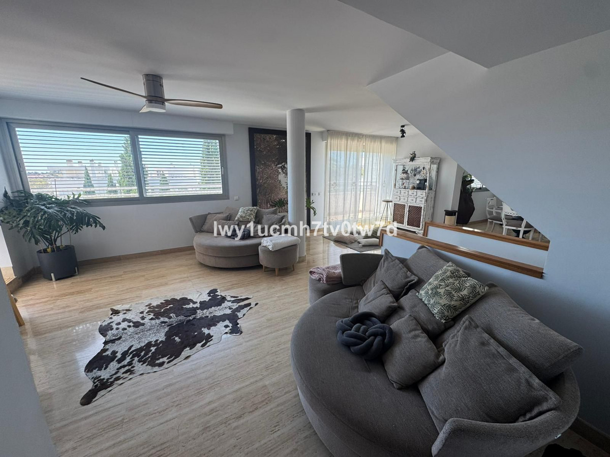 5 Bed Apartment for sale in La Cala De Mijas Costa Del Sol, Málaga, Spain