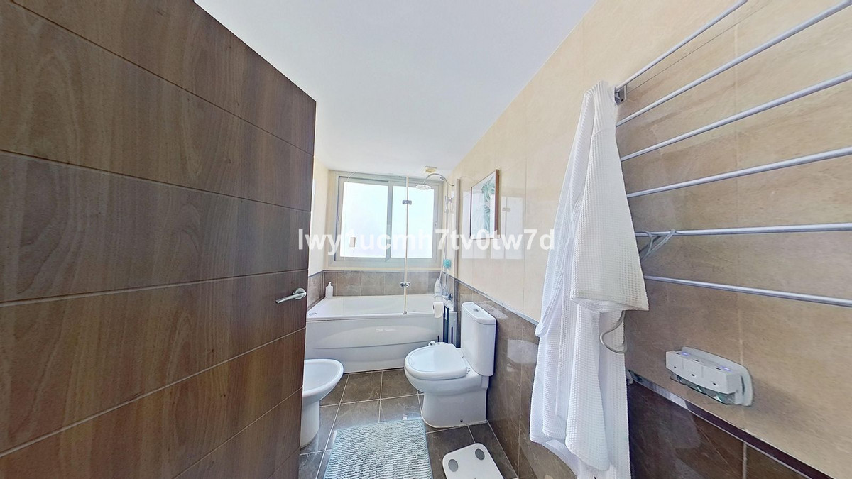 5 Bed Apartment for sale in La Cala De Mijas Costa Del Sol, Málaga, Spain