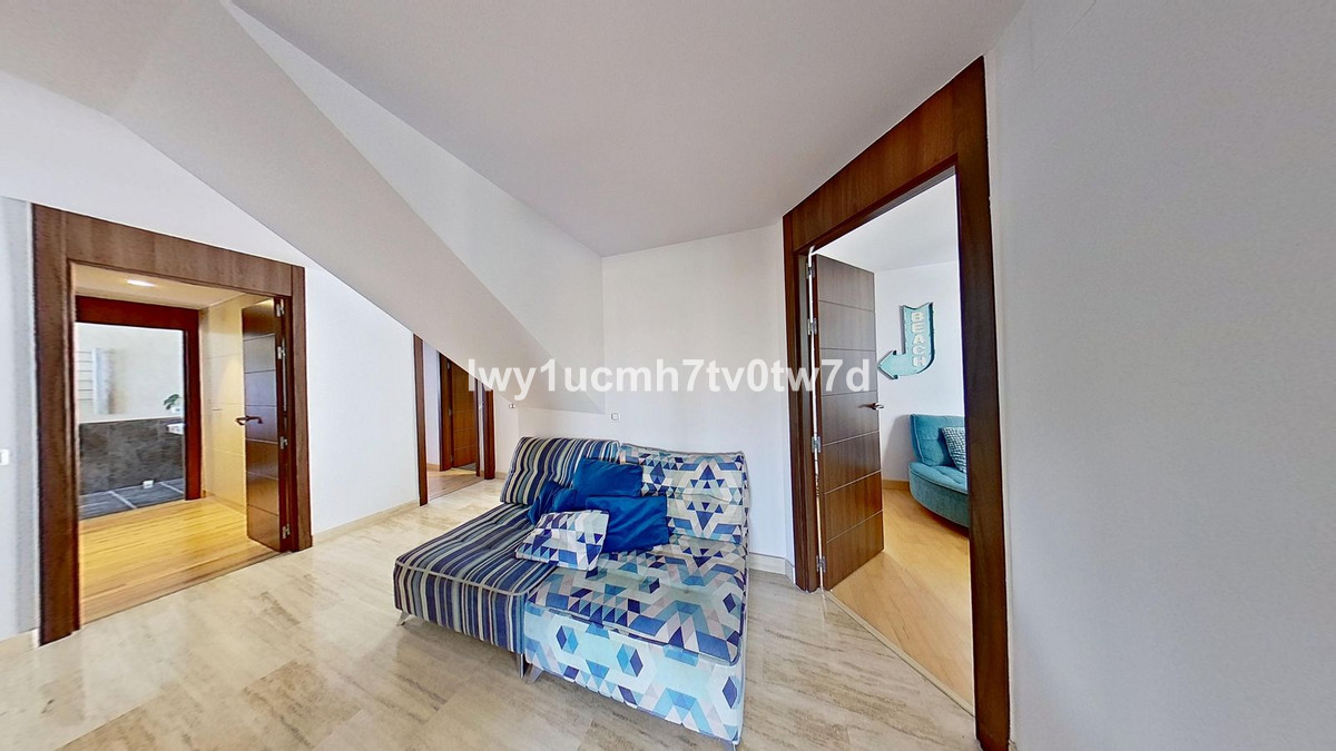 5 Bed Apartment for sale in La Cala De Mijas Costa Del Sol, Málaga, Spain