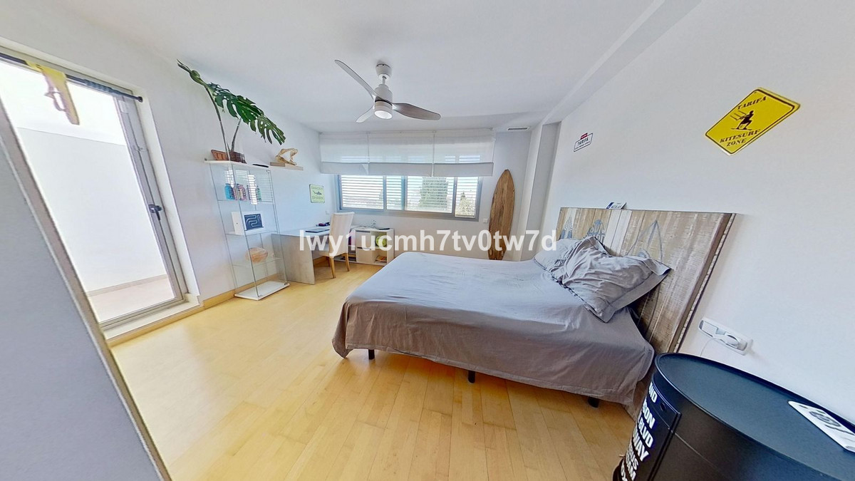 5 Bed Apartment for sale in La Cala De Mijas Costa Del Sol, Málaga, Spain