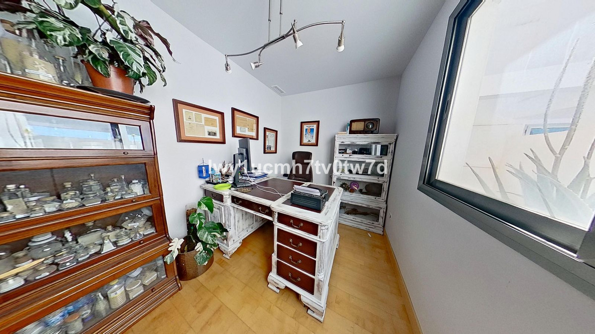 5 Bed Apartment for sale in La Cala De Mijas Costa Del Sol, Málaga, Spain