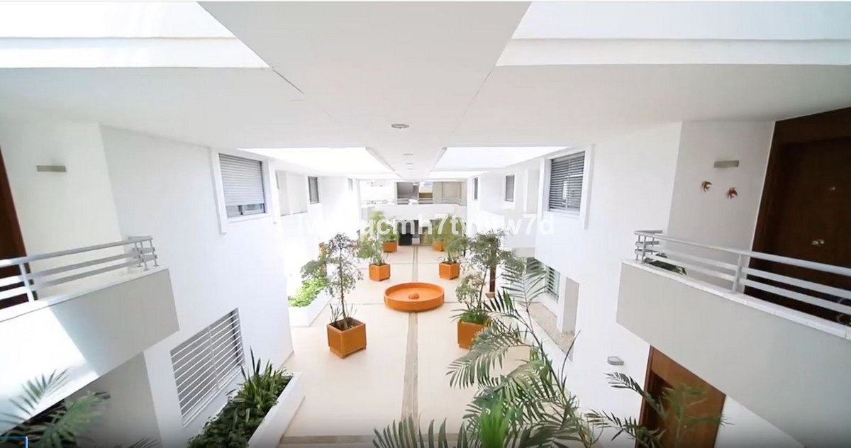 5 Bed Apartment for sale in La Cala De Mijas Costa Del Sol, Málaga, Spain