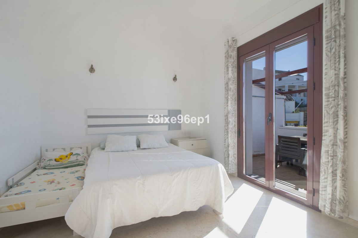 2 Bed Townhouse for sale in Doña Julia Costa Del Sol, Málaga, Spain