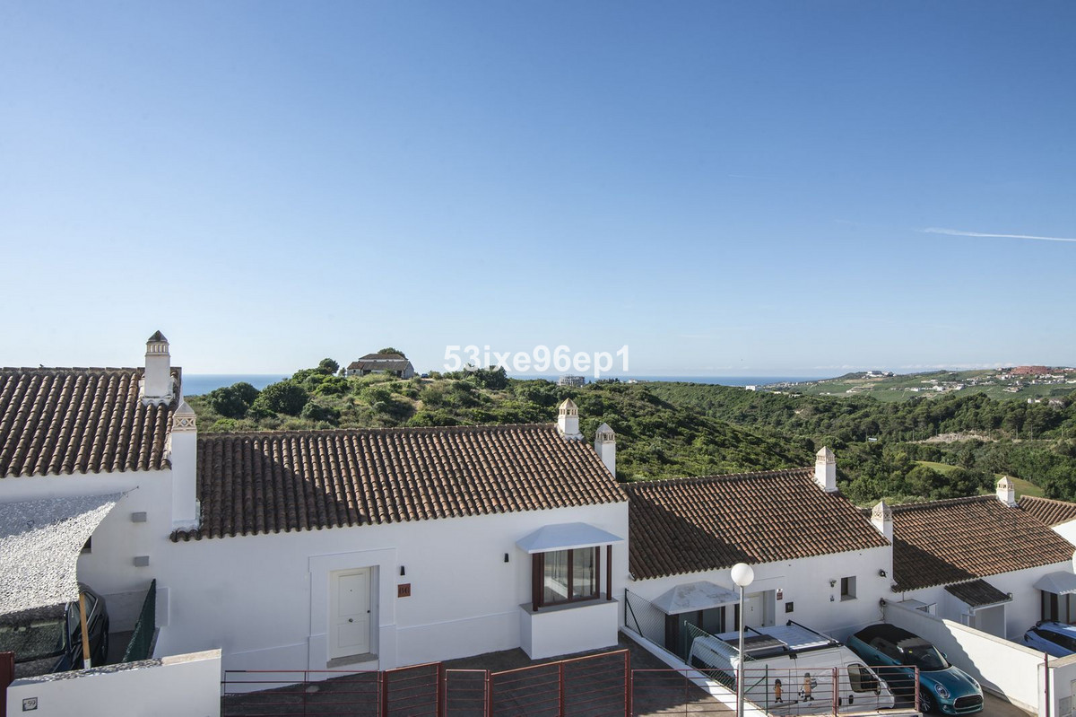 2 Bed Townhouse for sale in Doña Julia Costa Del Sol, Málaga, Spain