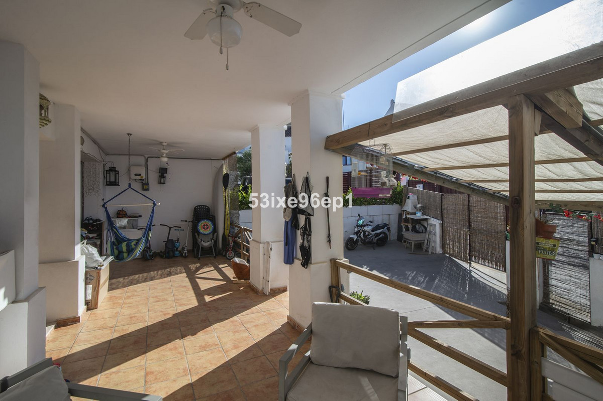 2 Bed Townhouse for sale in Doña Julia Costa Del Sol, Málaga, Spain