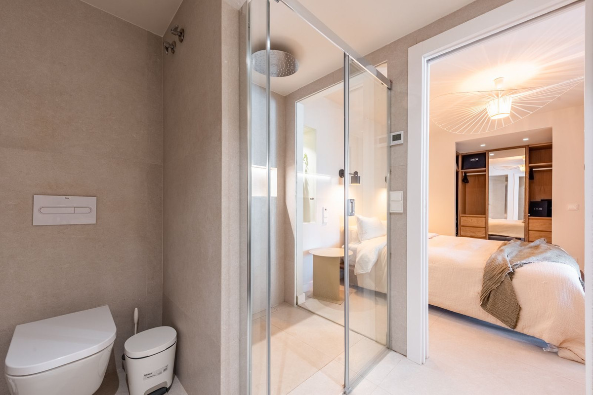 3 Bed Apartment for sale in Nueva Andalucía Costa Del Sol, Málaga, Spain