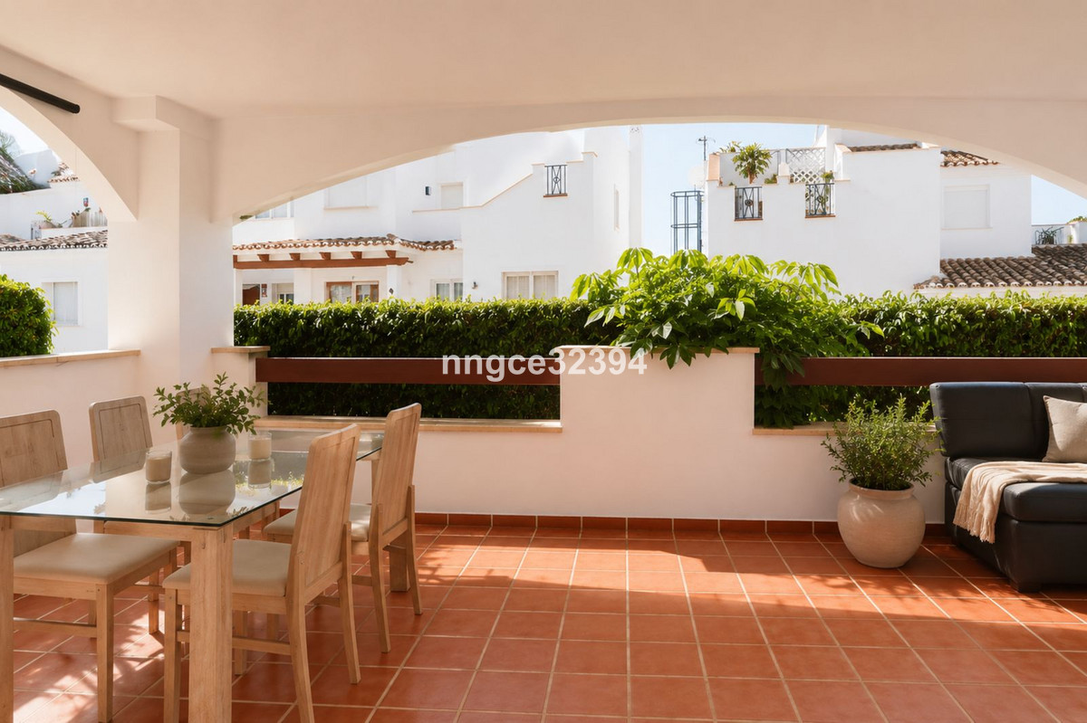 2 Bed Apartment for sale in Nueva Andalucía Costa Del Sol, Málaga, Spain