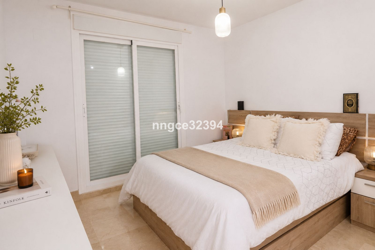2 Bed Apartment for sale in Nueva Andalucía Costa Del Sol, Málaga, Spain