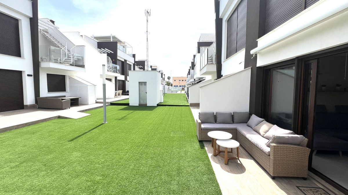 Se vende Apartamento Planta Baja de 2 dormitorios en Costa Calida, Murcia, España