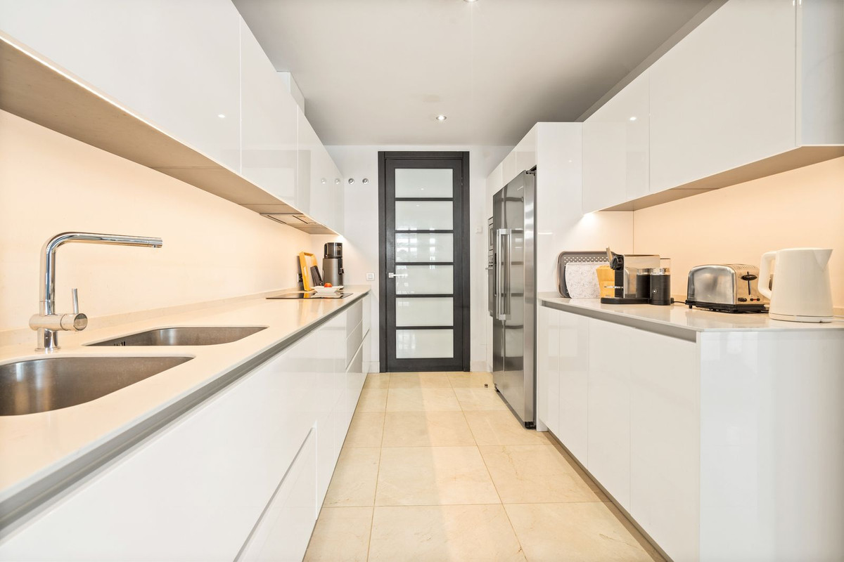 Se vende Adosada de 2 dormitorios en Costa Del Sol, Cadiz, España