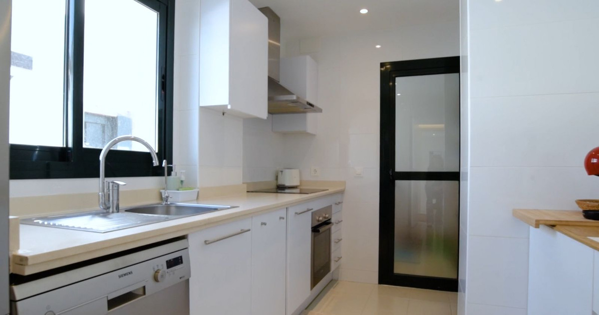 3 Bed Apartment for sale in Casares Costa Del Sol, Málaga, Spain