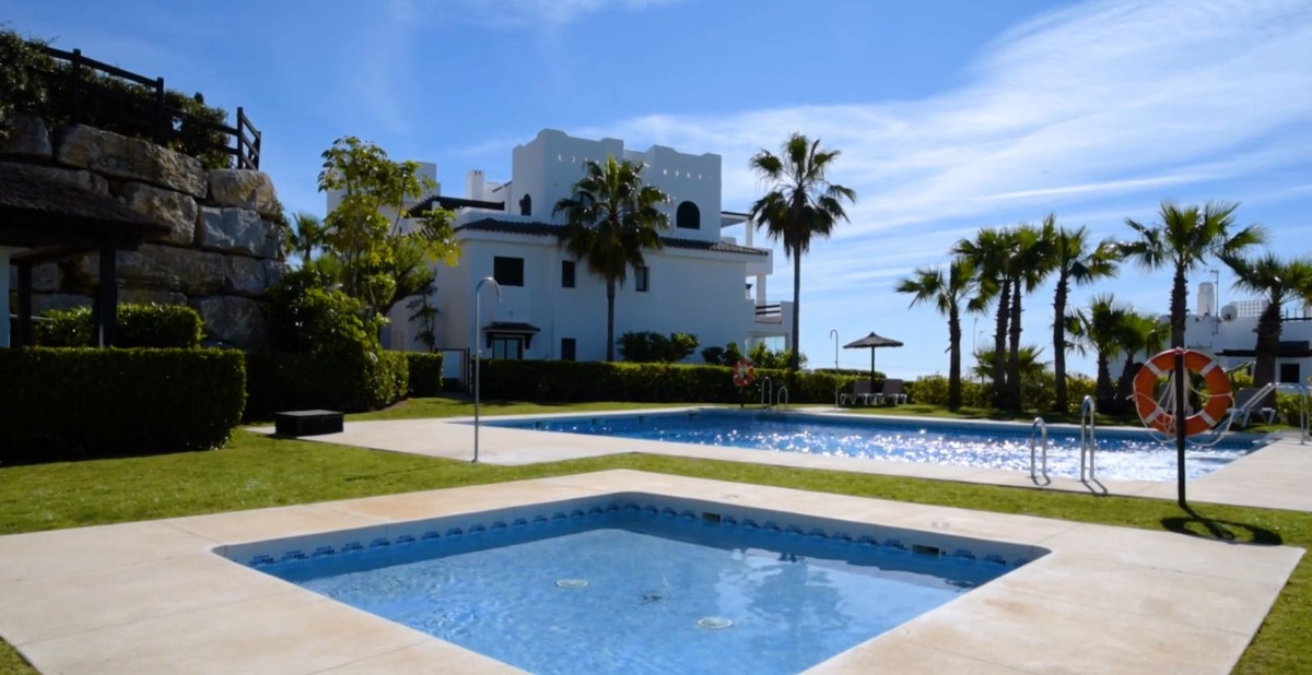 3 Bed Apartment for sale in Casares Costa Del Sol, Málaga, Spain