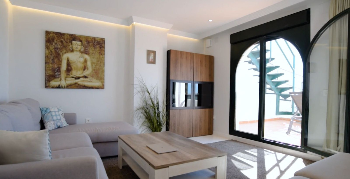3 Bed Apartment for sale in Casares Costa Del Sol, Málaga, Spain