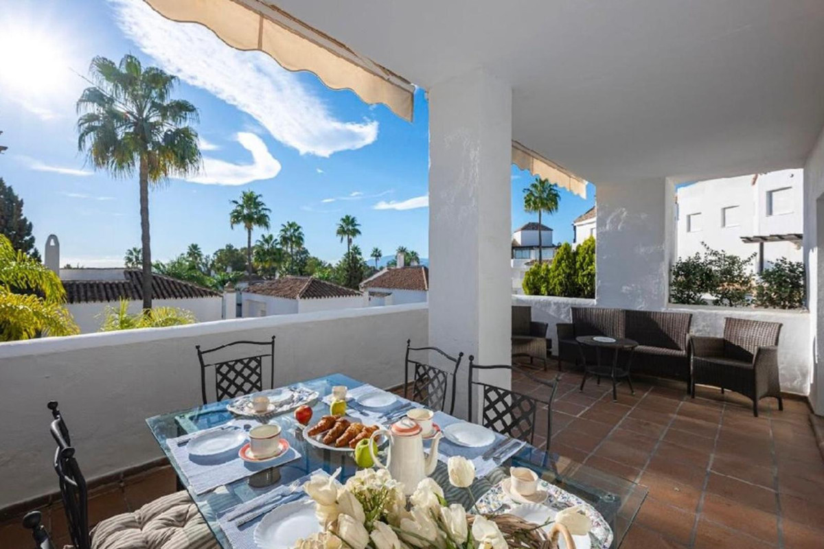 4 Bed Apartment for sale in Bahía De Marbella Costa Del Sol, Málaga, Spain