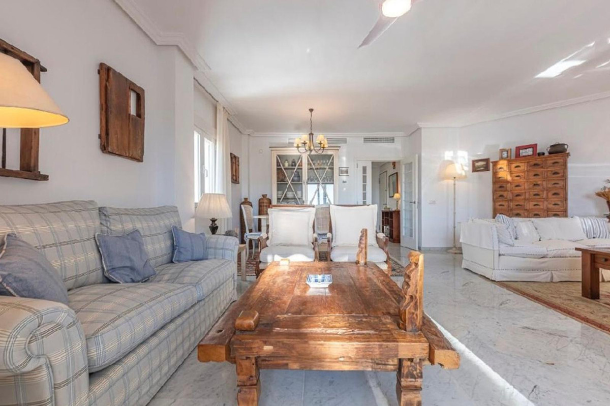 4 Bed Apartment for sale in Bahía De Marbella Costa Del Sol, Málaga, Spain