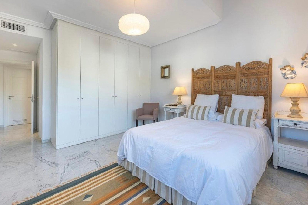 4 Bed Apartment for sale in Bahía De Marbella Costa Del Sol, Málaga, Spain