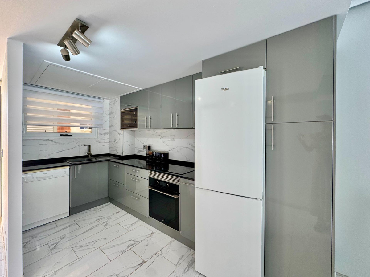2 Bed Apartment for sale in Punta Prima Costa Blanca, Alicante, Spain