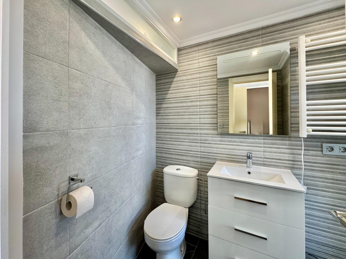 2 Bed Apartment for sale in Punta Prima Costa Blanca, Alicante, Spain