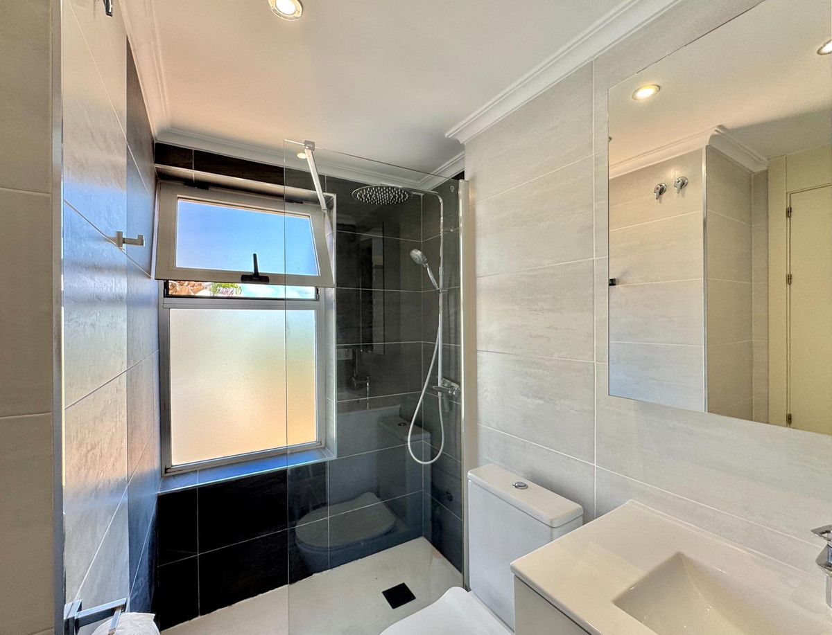 2 Bed Apartment for sale in Punta Prima Costa Blanca, Alicante, Spain