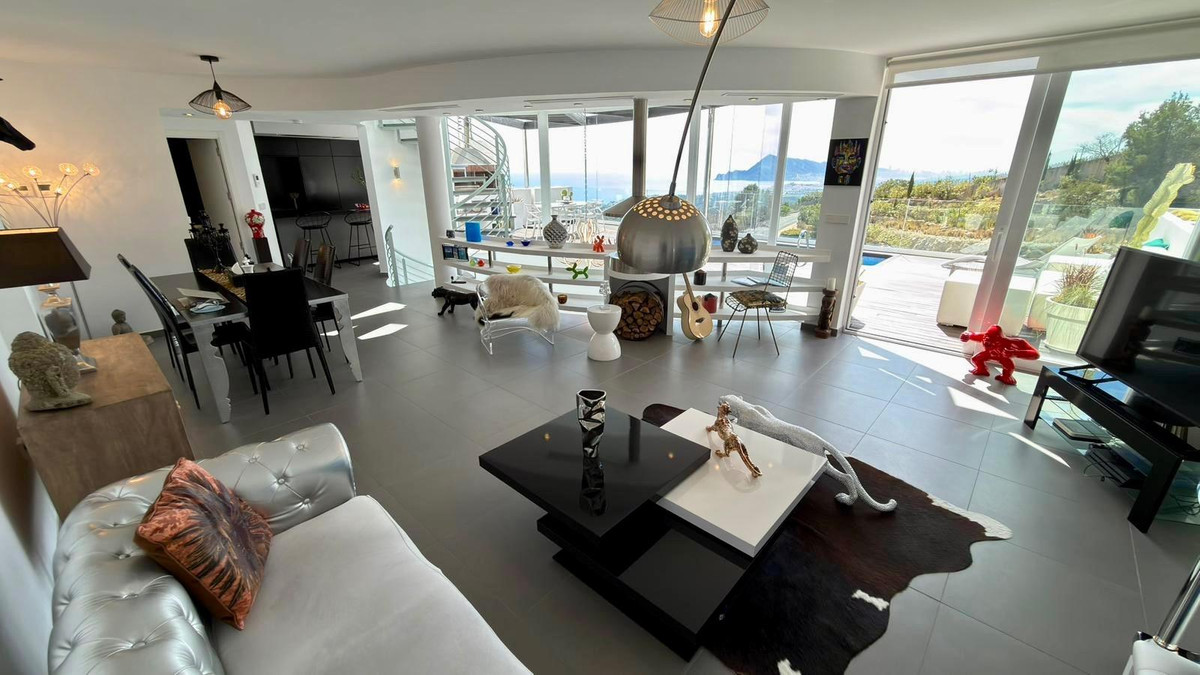 4 Bed Apartment for sale in Altea Costa Blanca, Alicante, Spain