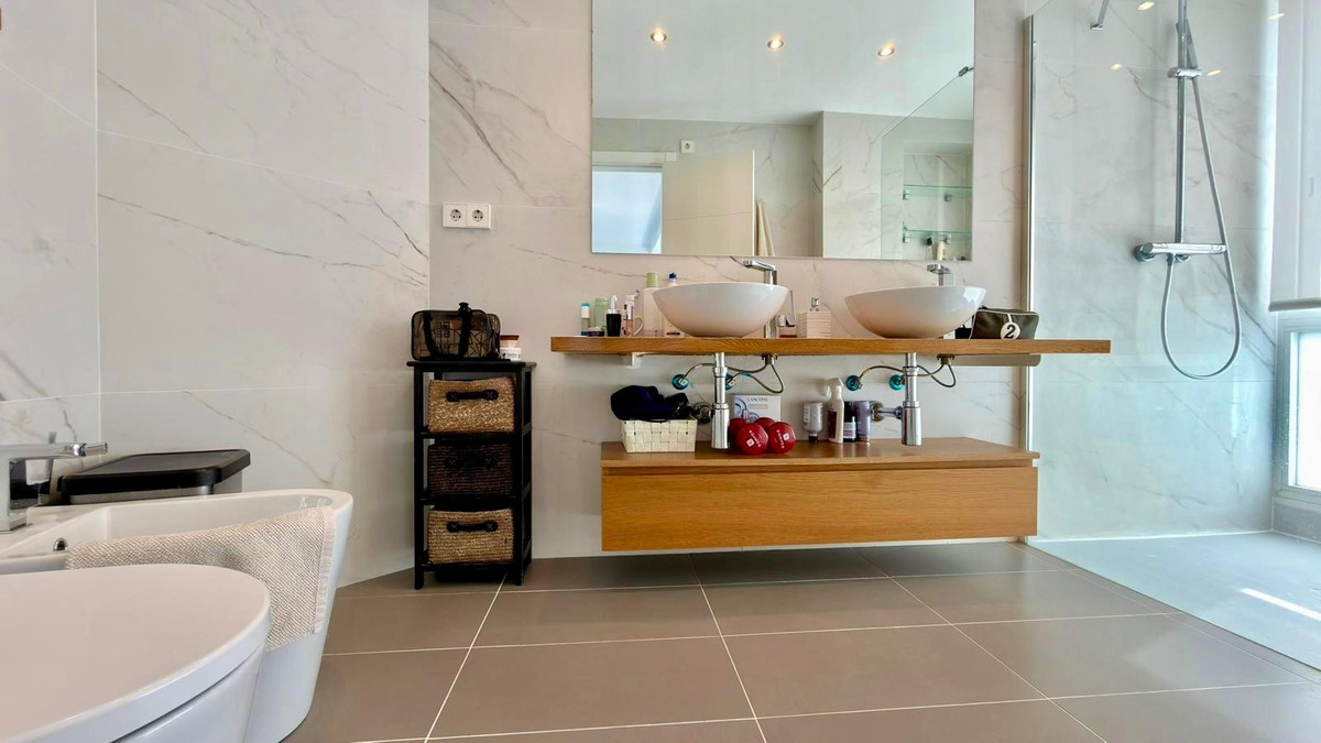 4 Bed Apartment for sale in Altea Costa Blanca, Alicante, Spain