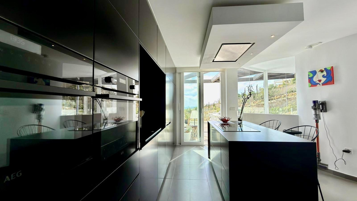 4 Bed Apartment for sale in Altea Costa Blanca, Alicante, Spain
