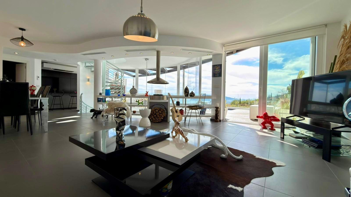 4 Bed Apartment for sale in Altea Costa Blanca, Alicante, Spain